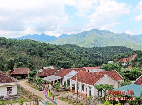 Nỗ lực giải quyết dứt điểm tồn đọng ở các khu TĐC Thủy điện Hủa Na