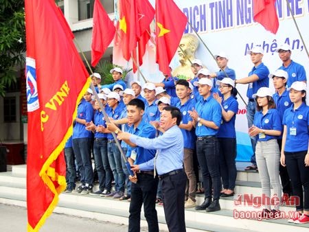 Đại học Vinh: Hơn 1.700 sinh viên tham gia chiến dịch hè tình nguyện