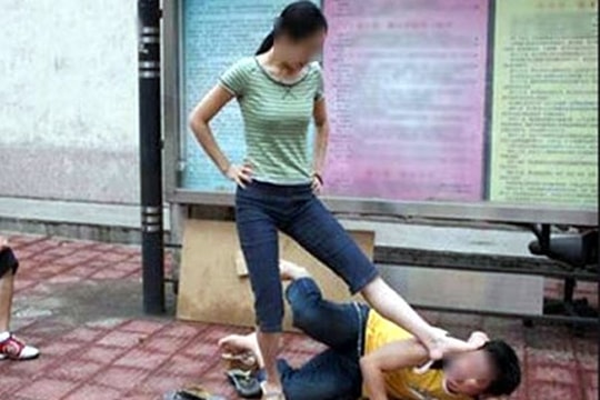 Điều tra vụ mẹ đánh chết con, tạo hiện trường giả rồi báo công an