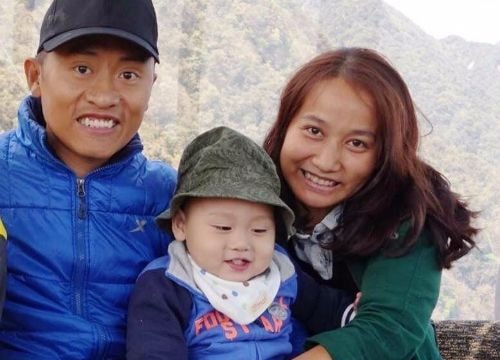 Phượt thủ 15 tháng tuổi chinh phục Fansipan