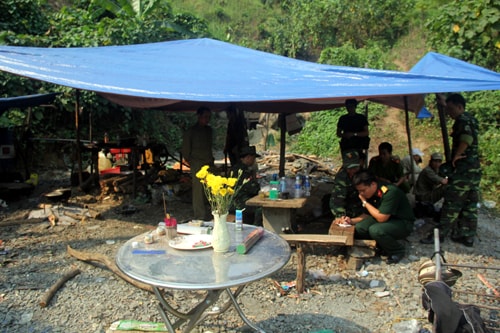 Đề nghị cách chức thiếu tá công an trong vụ 4 người chết ngạt khí hầm vàng