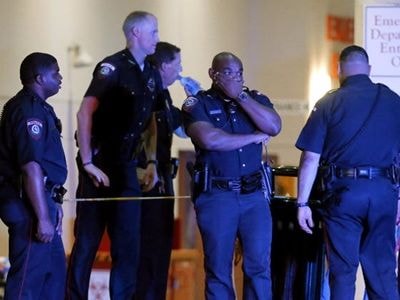 Xác định danh tính nghi phạm bắn tỉa cảnh sát ở Dallas