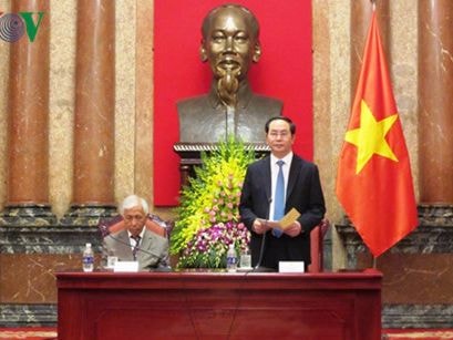 Chủ tịch nước gặp mặt các giáo sư đoạt giải thưởng Nobel
