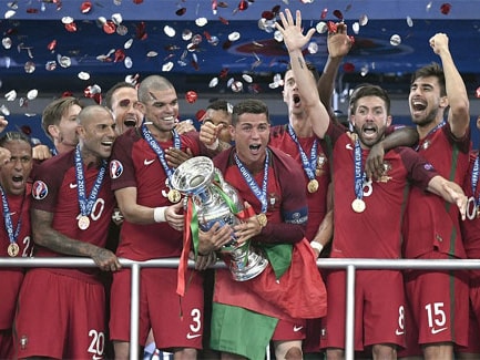 Bồ Đào Nha viết lại câu chuyện cổ tích của Italy năm 1982