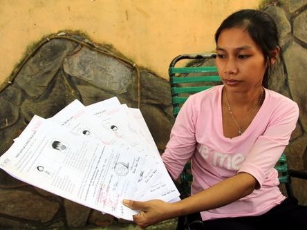 Phát hiện bệnh viện trao nhầm con sang...làng bên