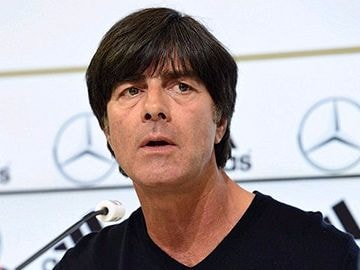 Joachim Loew vẫn dẫn dắt ĐT Đức tại World Cup 2018