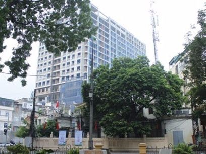 Thủ tướng tiếp tục yêu cầu Hà Nội xử lý sai phạm tại 8B Lê Trực