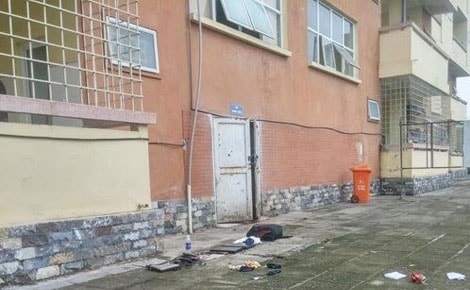 Trộm tài sản trong kí túc xá, nam thanh nien rơi từ tầng 4 xuống đất