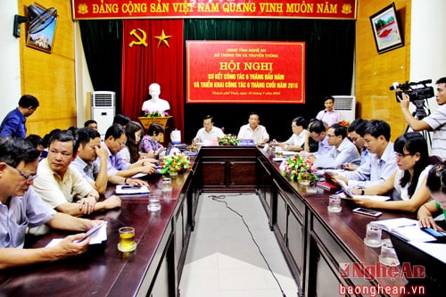 Nghệ An đẩy nhanh tiến độ vận hành hệ thống chính quyền điện tử