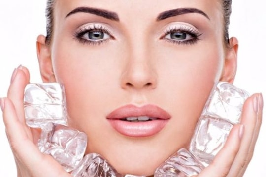 Làm đẹp da từ đá lạnh và hiệu quả bất ngờ