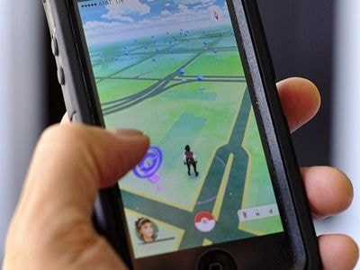 Nam thanh niên bị bắt vì tìm Pokemon trong doanh trại quân đội