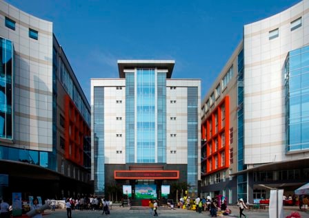 Hơn 1.500 bài thi tiếng Anh của Đại học Luật TP HCM bị nhầm điểm