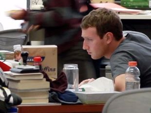 3 bài học kinh doanh từ ông chủ Facebook