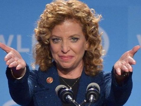 Chủ tịch Ủy ban Quốc gia đảng Dân chủ Mỹ tuyên bố sẽ từ chức