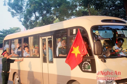 SƯ ĐOÀN 324: Tiễn quân nhân hoàn thành nghĩa vụ quân sự đợt 2