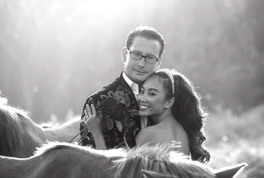 Ảnh cưới chụp với ngựa của Đoan Trang cách đây 4 năm
