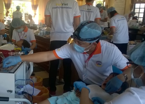 Đoàn từ thiện Úc-Việt khám chữa bệnh miễn phí cho 2500 người