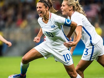 Bóng đá nữ Olympic: Vừa khởi tranh đã có kỷ lục bàn thắng nhanh nhất lịch sử