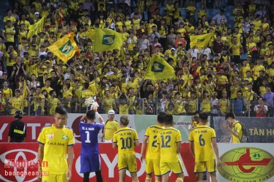 SLNA-FLC Thanh Hóa: Màn 'trả ân' hay 'gây oán'