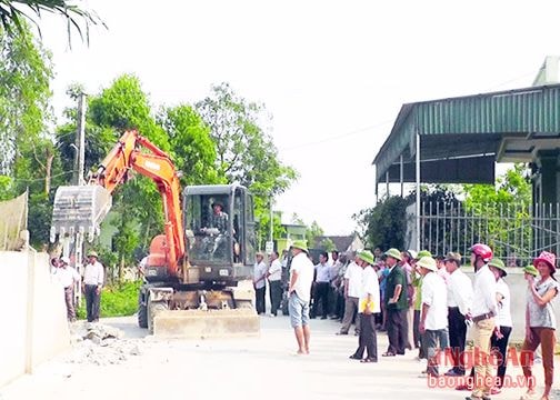 Bí thư chi bộ tâm huyết với phong trào xây dựng nông thôn mới