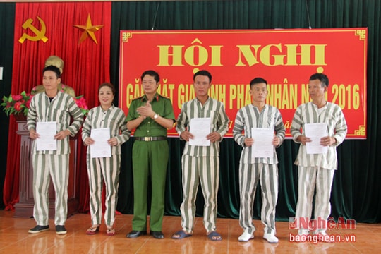 Phối hợp quản lý, giúp đỡ phạm nhân cải tạo tốt