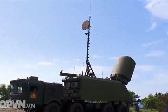 Xem tên lửa phòng thủ bờ biển Việt Nam triển khai chiến đấu