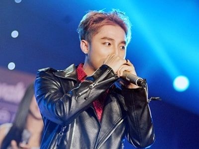 Thời trang bất chấp thời tiết của sao Việt