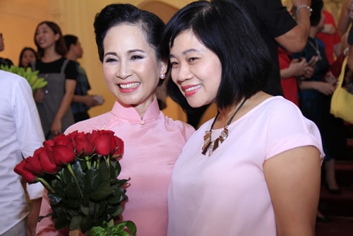 NSND Lan Hương viên mãn khi nghỉ hưu sau 38 năm làm nghề