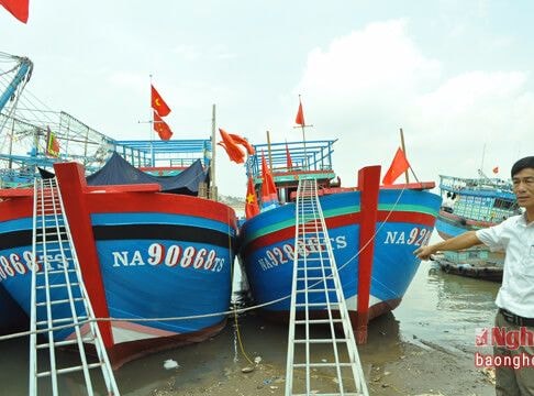 Nghề đóng tàu 'khủng' ở Quỳnh Lưu