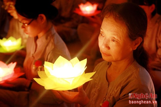 Những khoảnh khắc ngày lễ Vu lan ở Diệc cổ Tùng Lâm