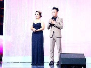 Chàng hát rong xứ Nghệ 'từ chối' Đan Trường để về với đội ca sỹ Minh Tuyết