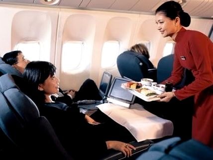 Cấm bay 6 tháng với khách VIP tát nữ tiếp viên hàng không