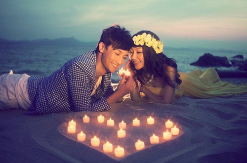 Vì sao các đôi hạnh phúc ít chia sẻ ảnh trên mạng xã hội