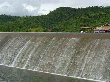 Đình chỉ 2 nhà hàng hoạt động trái phép tại đập Phà Lài