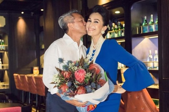 Chồng đại gia không ngại hôn Diễm My trong đêm tiệc