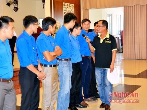 Bí thư chi đoàn giỏi tranh tài
