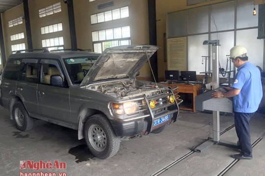Kiểm định ô tô rút ngắn bình quân còn khoảng 30 phút/phương tiện