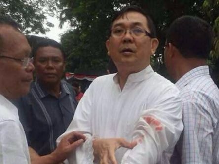 Nghi phạm khủng bố định đánh bom tự sát nhà thờ Indonesia