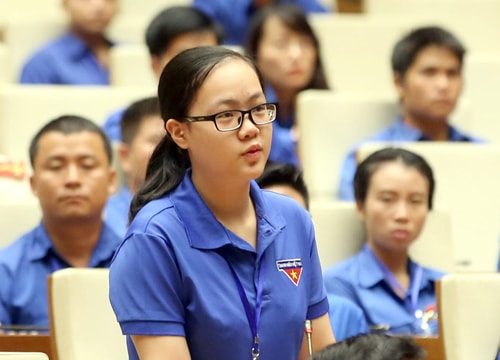 3 câu hỏi trăn trở của nữ sinh người Nghệ với Chủ tịch Quốc hội