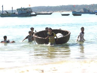 Miễn giảm học phí cho học sinh vùng sự cố môi trường biển