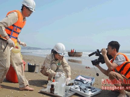 Kết quả quan trắc nước biển ven bờ tại khu vực Cửa Lò, Cửa Hội