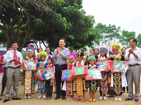 Đột phá giáo dục vùng cao Quế Phong