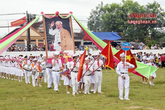 Tưng bừng hoạt động tổng duyệt nghi thức đội trong ngày Quốc khánh