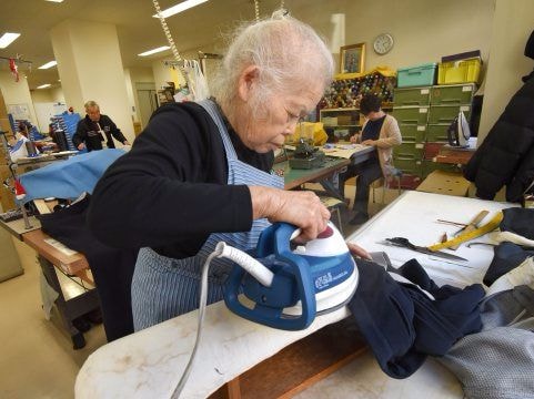 Người Nhật làm đến già, người Việt chỉ muốn nghỉ hưu sớm