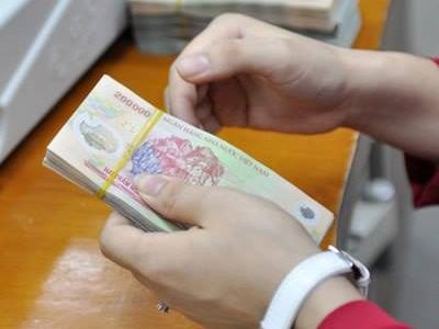 Sắp có quy định đền bù sự cố 'bỗng dưng mất tiền' trong ngân hàng