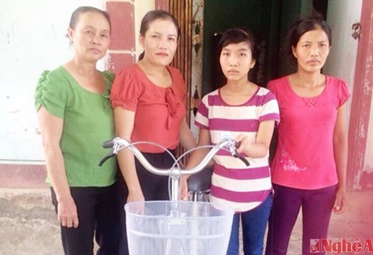 Chắp cánh ước mơ cho học sinh nghèo đến trường