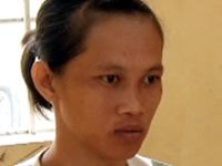 Nữ quái đập đầu cụ bà ăn xin để cướp tiền