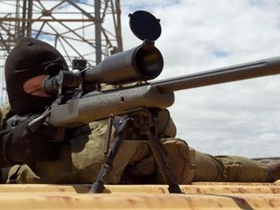 Lính bắn tỉa Anh giết 4 chiến binh IS bằng một phát đạn