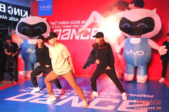 Hàng trăm dancer Nghệ An sơ tuyển "Thử thách cùng bước nhảy"