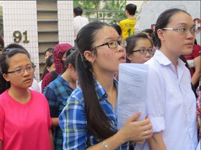 Thi THPT quốc gia 2017: Tranh cãi phương án thi trắc nghiệm môn Toán